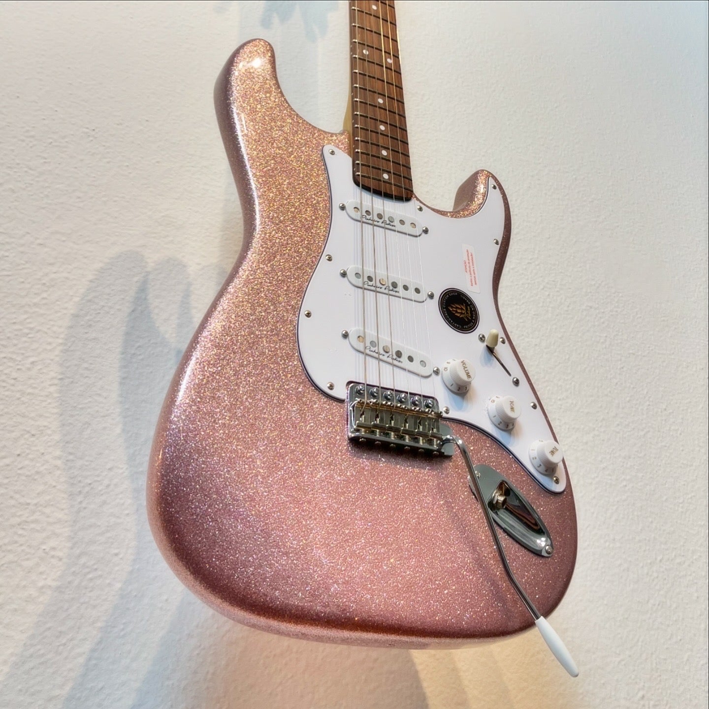 Guitarra Strato Pink Sparkle Blues Trio Pinheiro Guitars