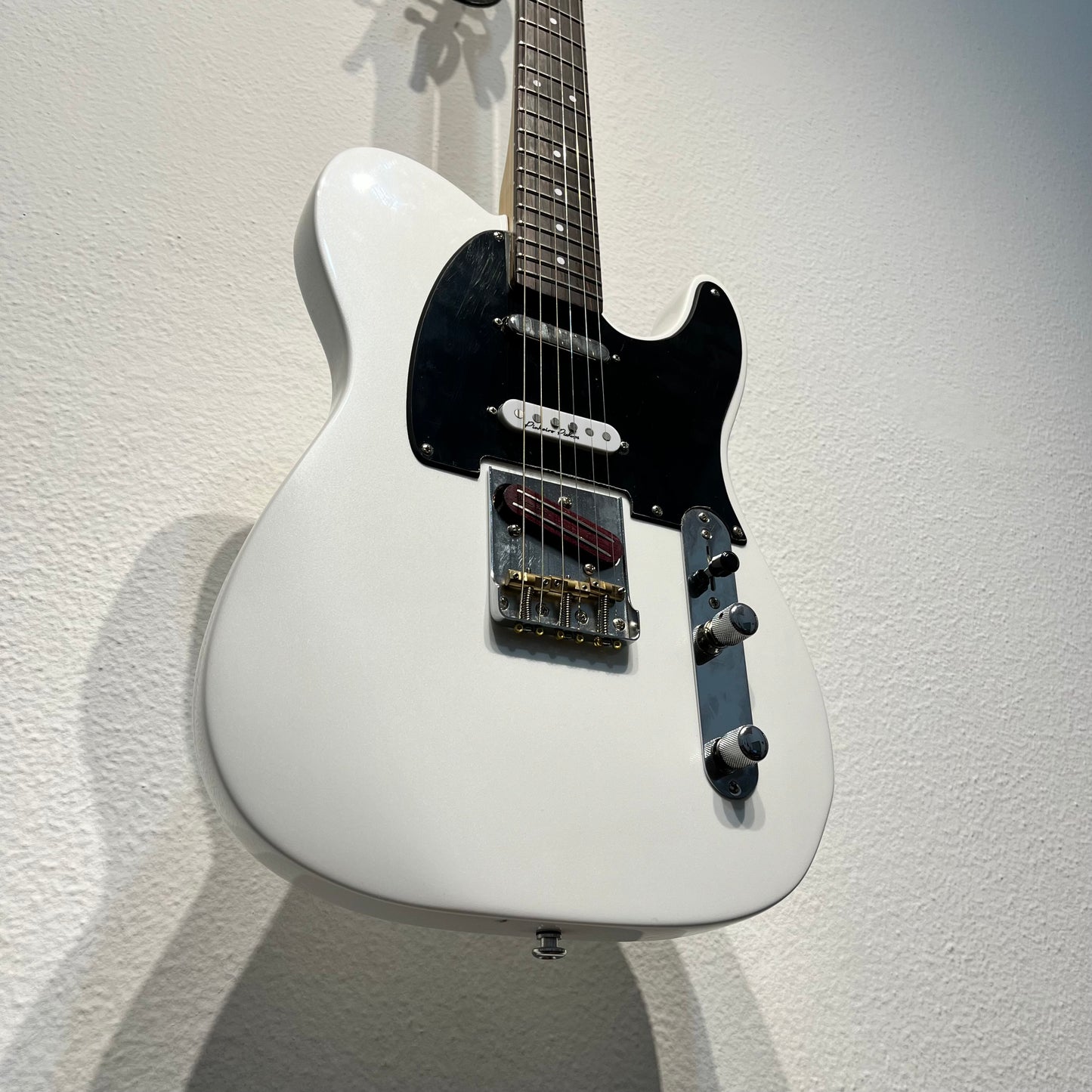 Guitarra Nashville Tele Pearl White Pinheiro Guitars